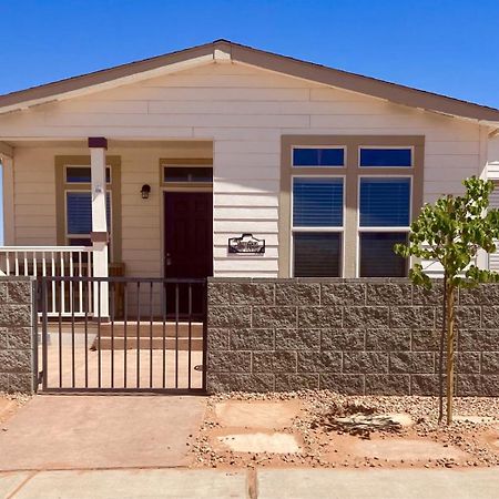 עמוד Local View Pet Friendly Boat Parking Close To Antelope Canyon Horseshoebend מראה חיצוני תמונה