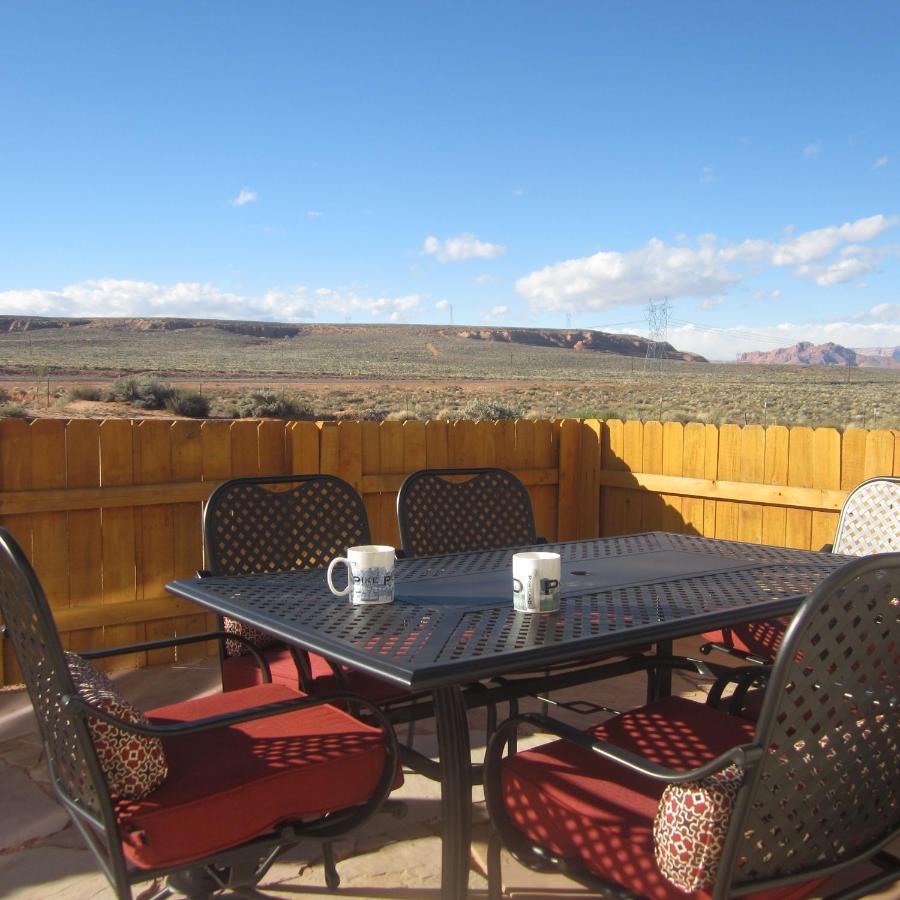 עמוד Local View Pet Friendly Boat Parking Close To Antelope Canyon Horseshoebend מראה חיצוני תמונה