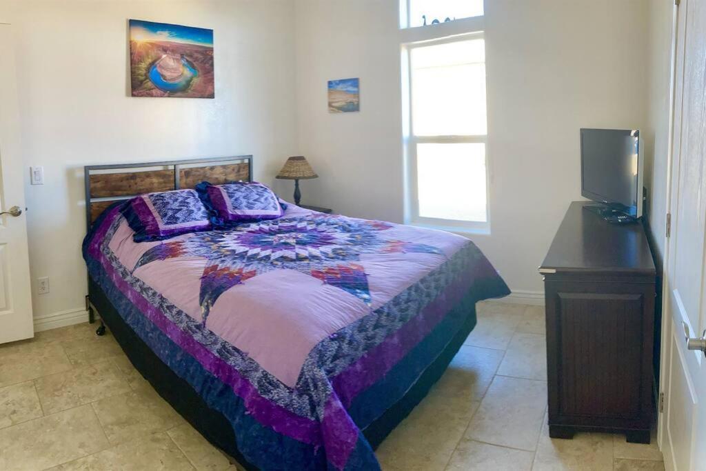עמוד Local View Pet Friendly Boat Parking Close To Antelope Canyon Horseshoebend מראה חיצוני תמונה