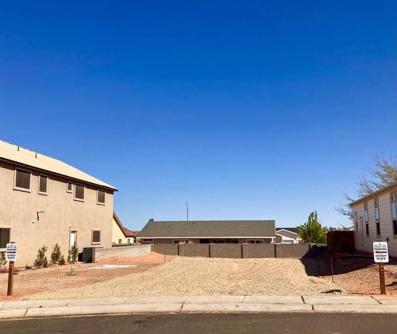 עמוד Local View Pet Friendly Boat Parking Close To Antelope Canyon Horseshoebend מראה חיצוני תמונה